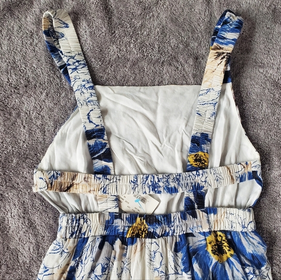 *NWT* ILLA ILLA Floral Wide Leg Jumpsuit Blue White Boho Tiered Ruffle Hem SMALL - Picture 5 of 10